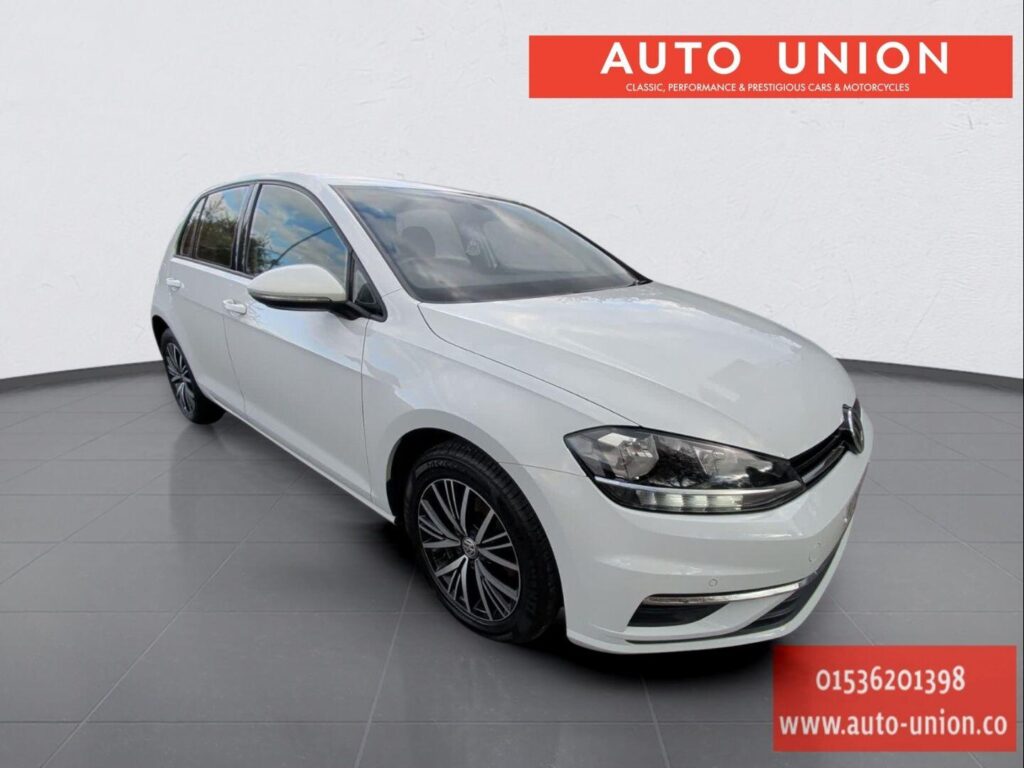 2018 Volkswagen Golf YC68YLW