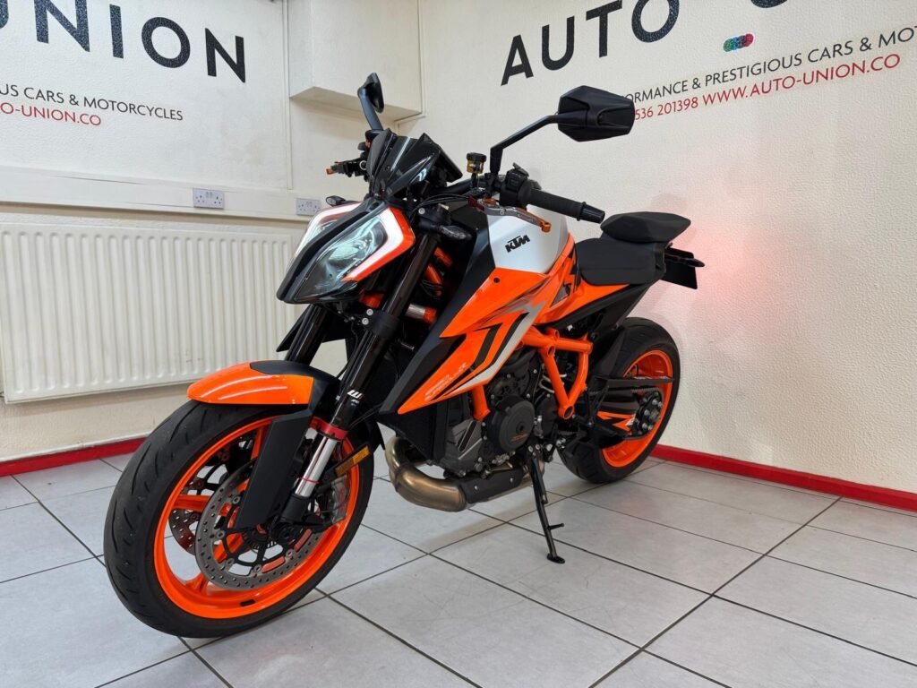 2022 KTM 1290 Super Duke R FG22KXR
