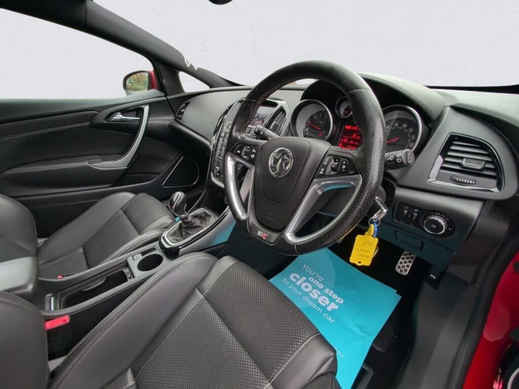 2013 Vauxhall Astra GTC YY63AJU
