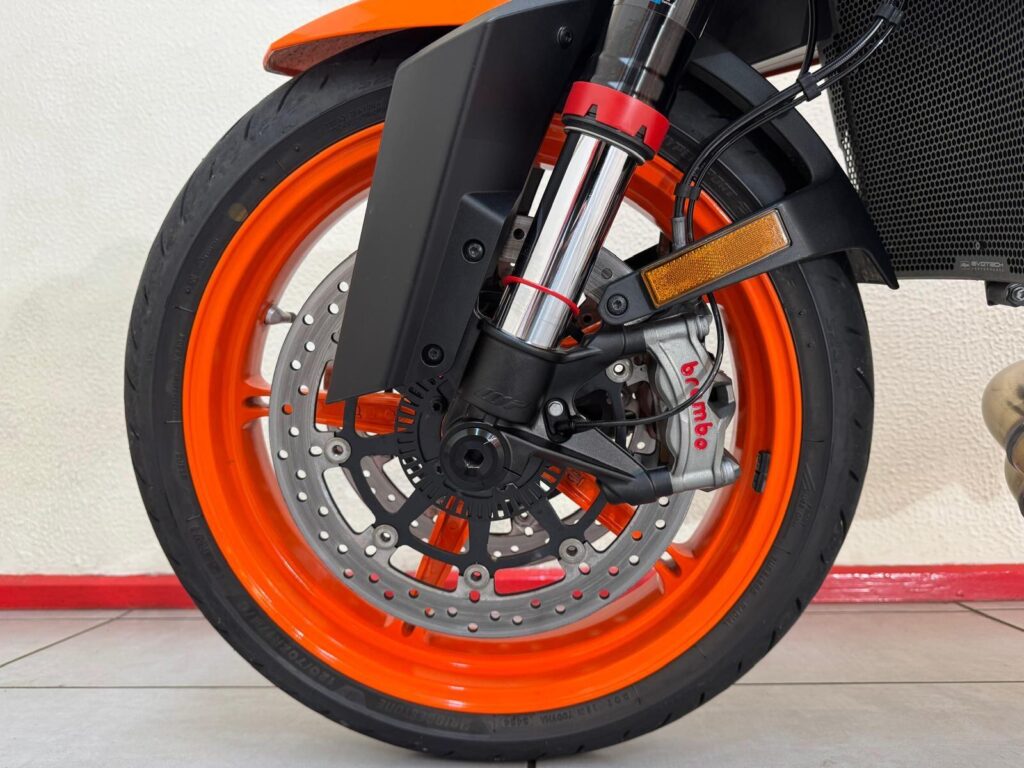 2022 KTM 1290 Super Duke R FG22KXR