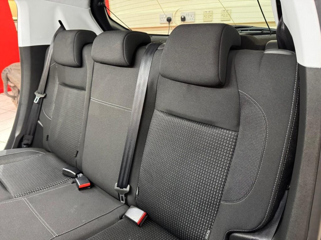 2019 Peugeot 208 KY19DKR