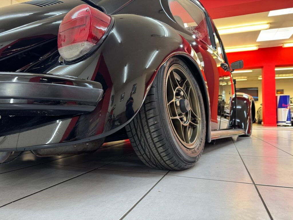 1997 Volkswagen Beetle R855KFB