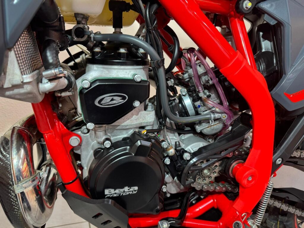 2025 Beta Xtrainer 300 YS25GMY