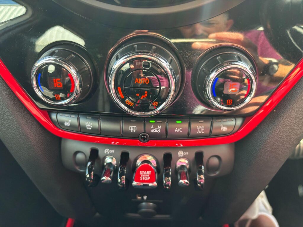 2019 MINI Countryman WF69JTY