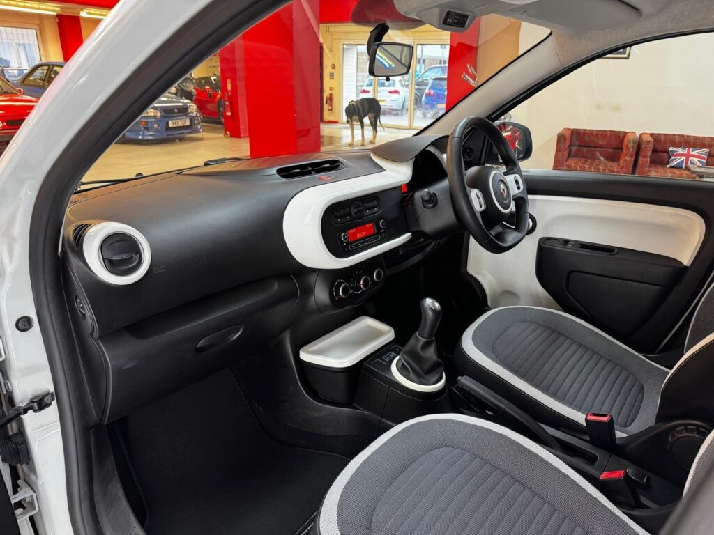 2016 Renault Twingo KV66EAG