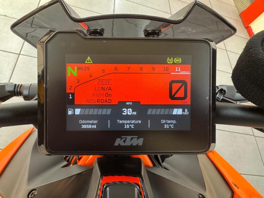 2022 KTM 1290 Super Duke R FG22KXR