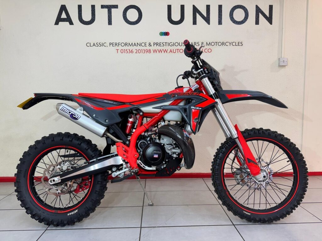 2025 Beta Xtrainer 300 YS25GMY
