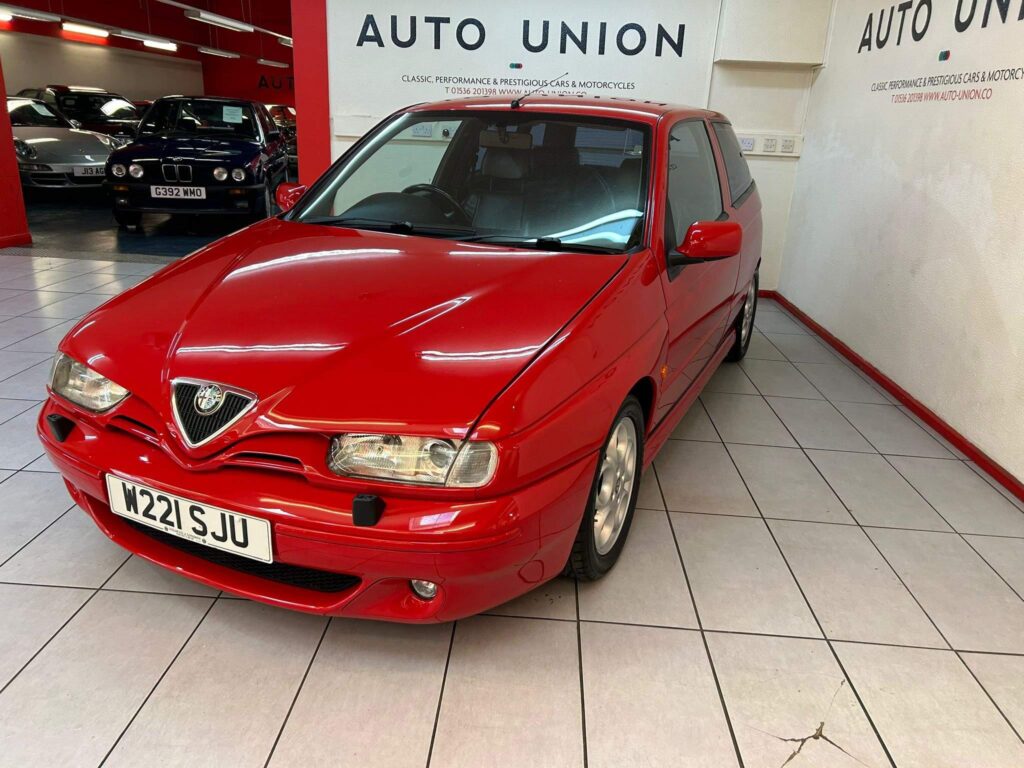 2000 Alfa Romeo 145 W221SJU
