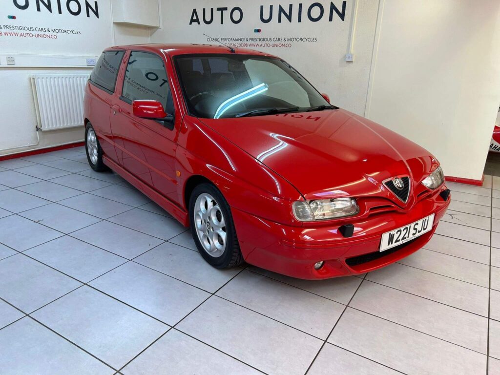 2000 Alfa Romeo 145 W221SJU
