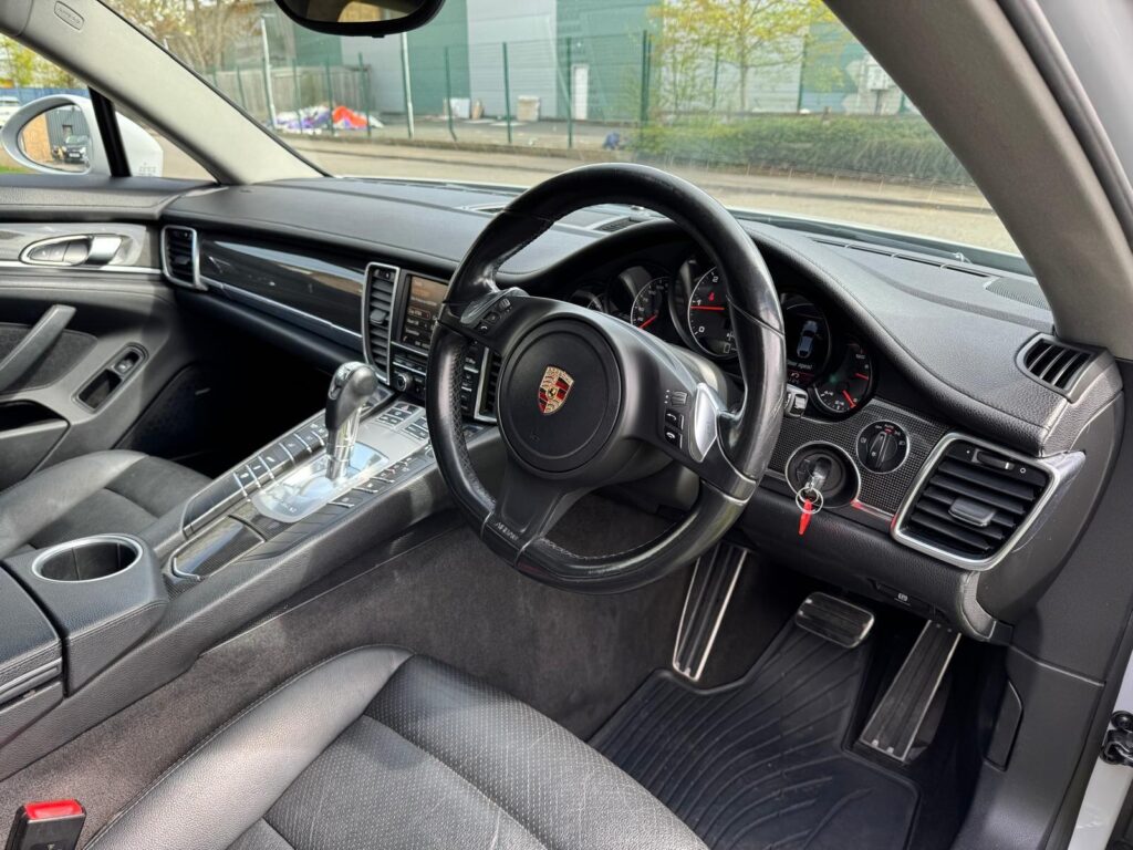 2013 Porsche Panamera SH63PDK