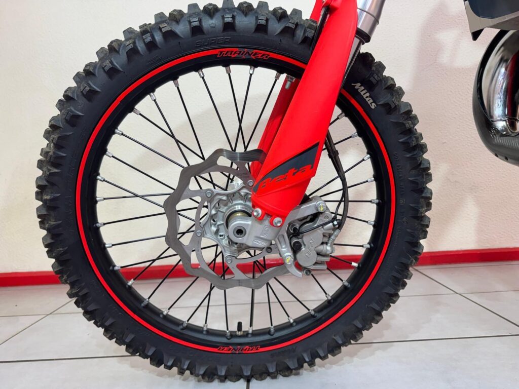 2025 Beta Xtrainer 300 YS25GMY