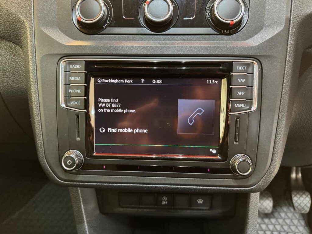 2017 Volkswagen Caddy KM67YNK