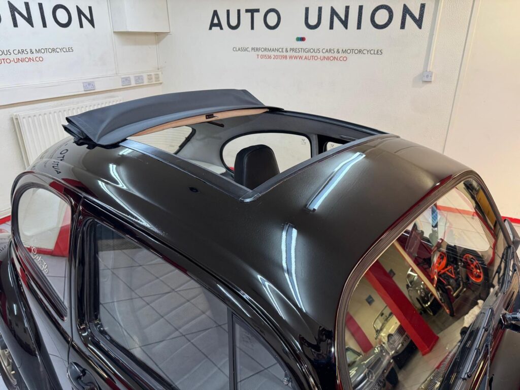 1997 Volkswagen Beetle R855KFB