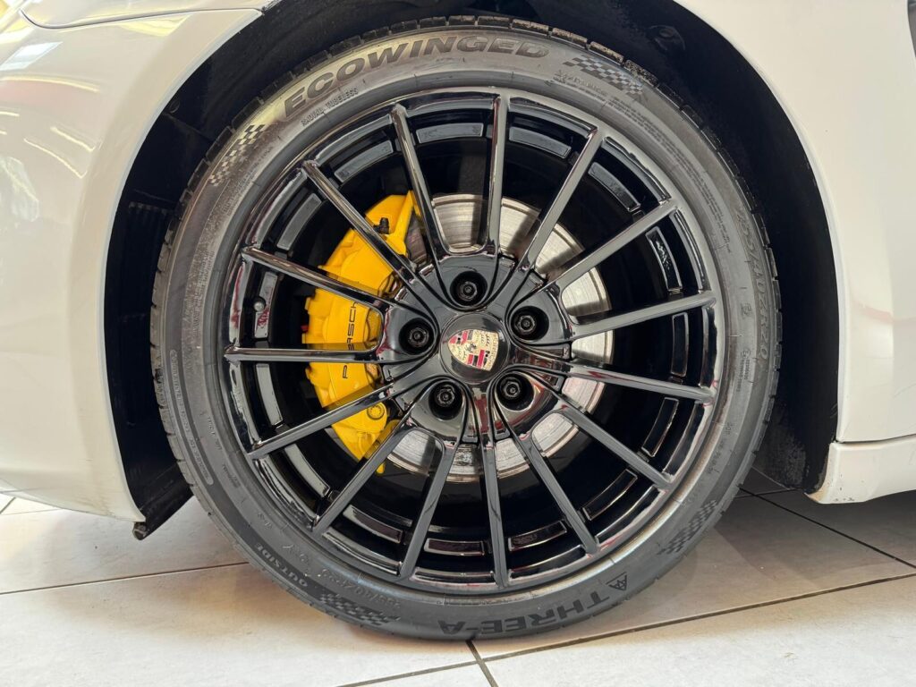 2013 Porsche Panamera SH63PDK