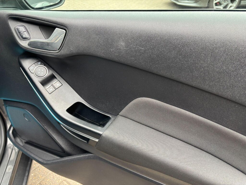 2017 Ford Fiesta DF67JBX