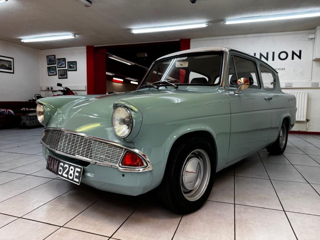 1967 Ford Anglia HAM628E