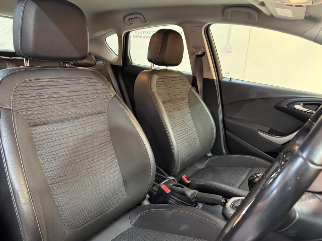2014 Vauxhall Astra WA64XDY