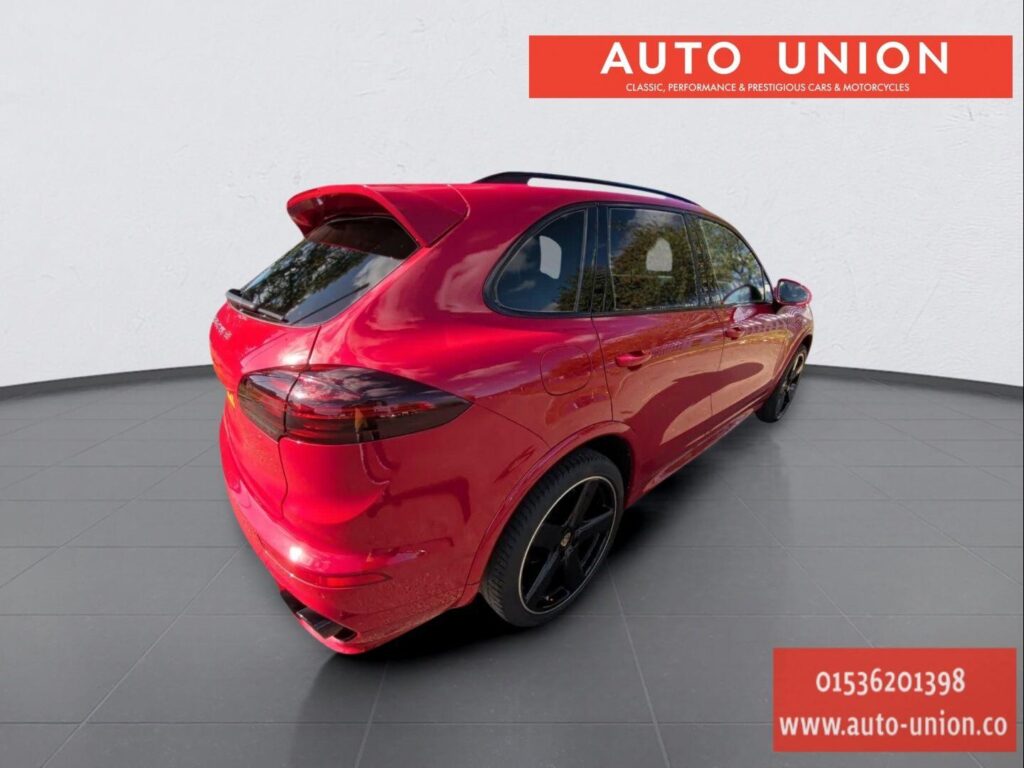 2016 Porsche Cayenne FE16GXO