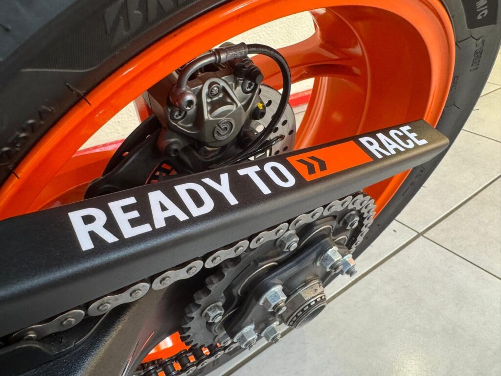 2022 KTM 1290 Super Duke R FG22KXR