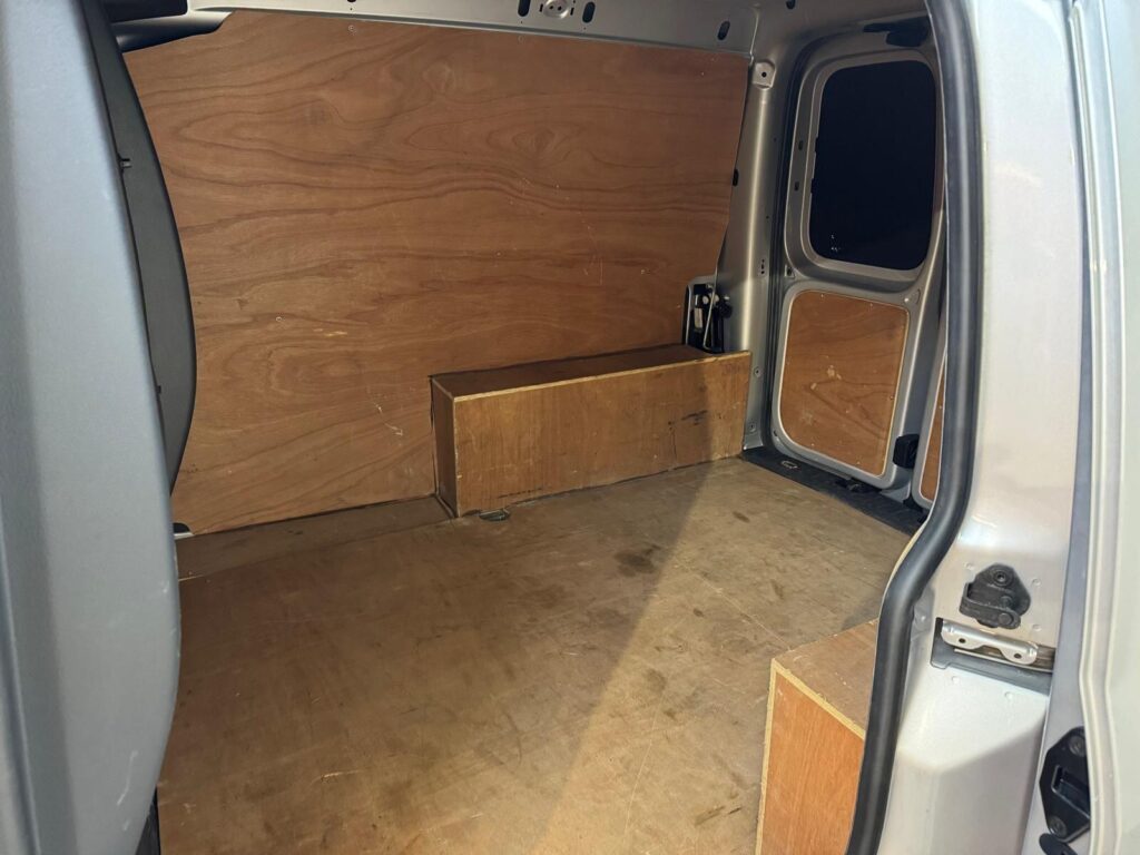 2017 Volkswagen Caddy KM67YNK