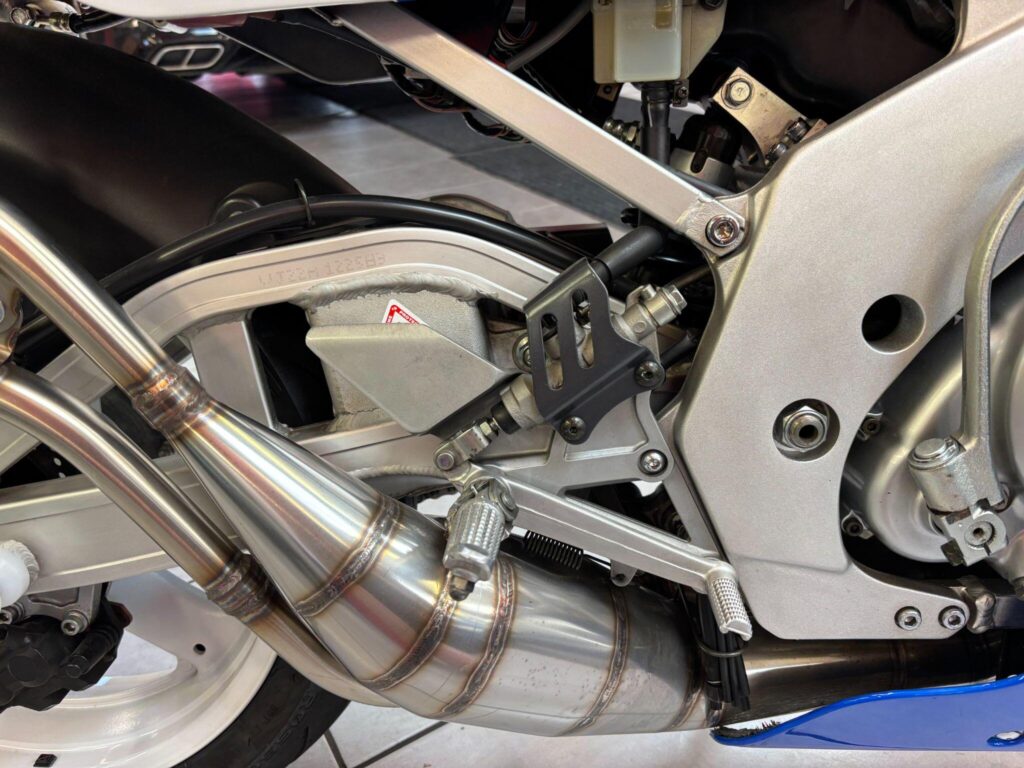 1995 Suzuki RGV250 M191WHG