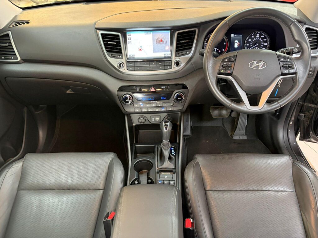 2016 Hyundai TUCSON KR16JFZ