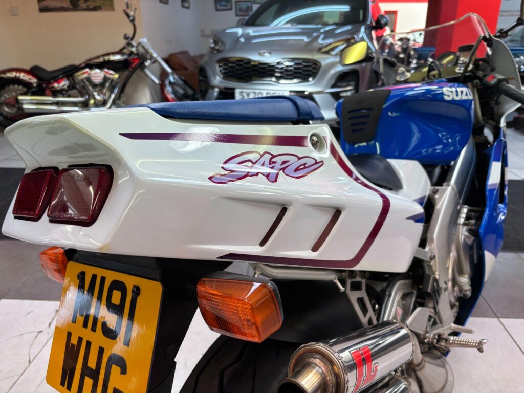 1995 Suzuki RGV250 M191WHG