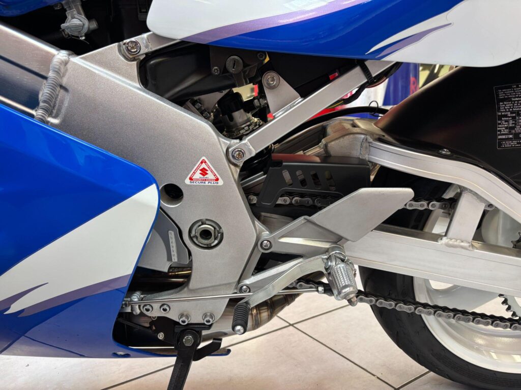 1995 Suzuki RGV250 M191WHG