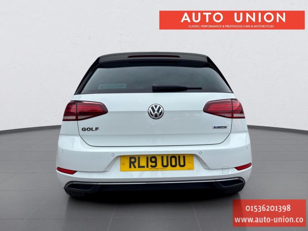 2019 Volkswagen Golf RL19UOU