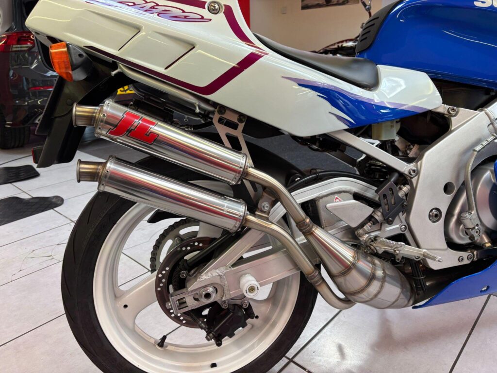 1995 Suzuki RGV250 M191WHG