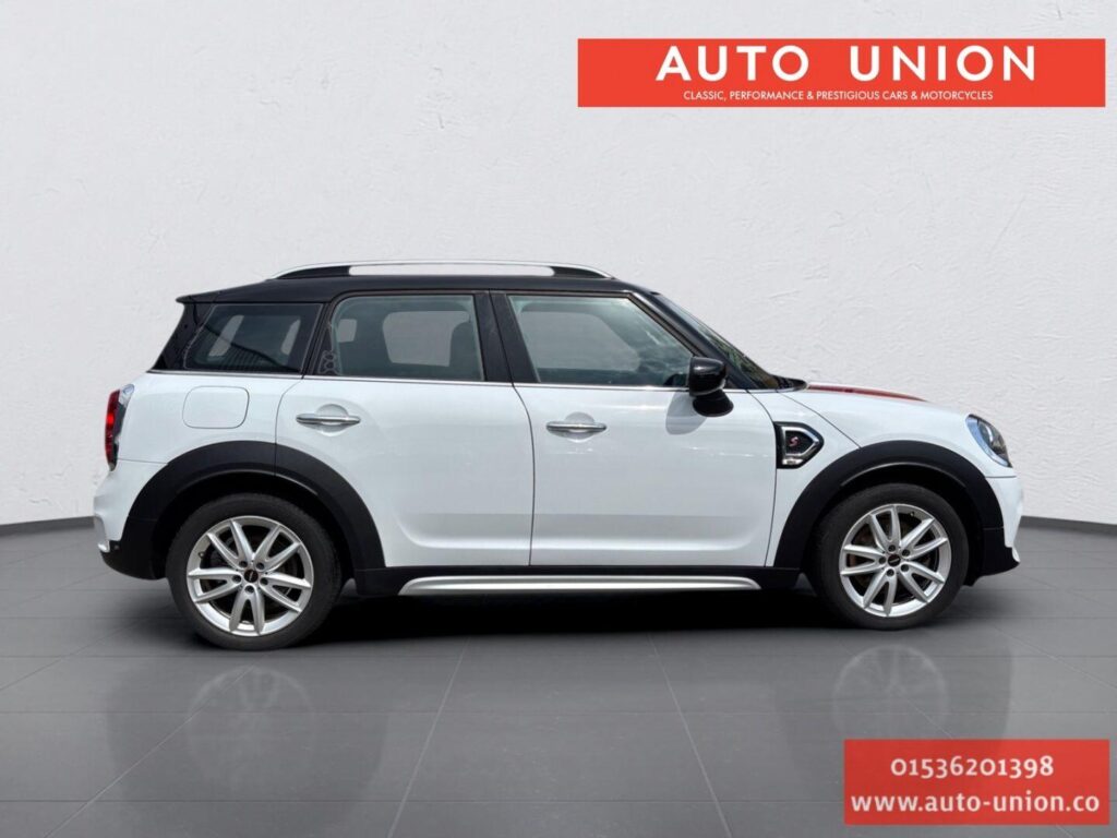 2019 MINI Countryman WF69JTY