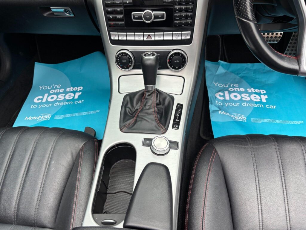 2014 Mercedes-Benz SLK YH14OEE