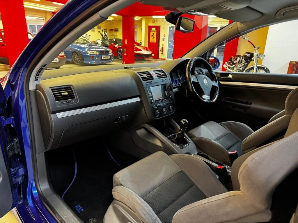 2006 Volkswagen Golf SV06HLX