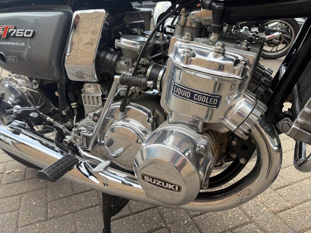 1975 Suzuki GT XHJ752N