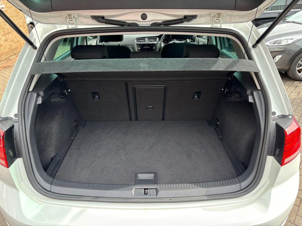 2019 Volkswagen Golf RL19UOU
