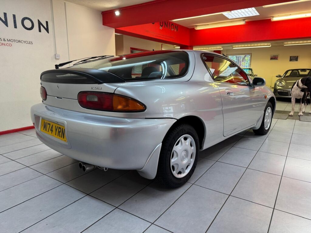 1995 Mazda MX-3 M174YRN