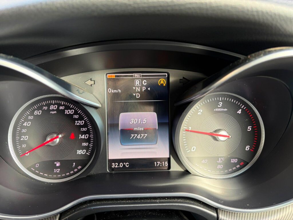 2015 Mercedes-Benz V Class EJ65CFY