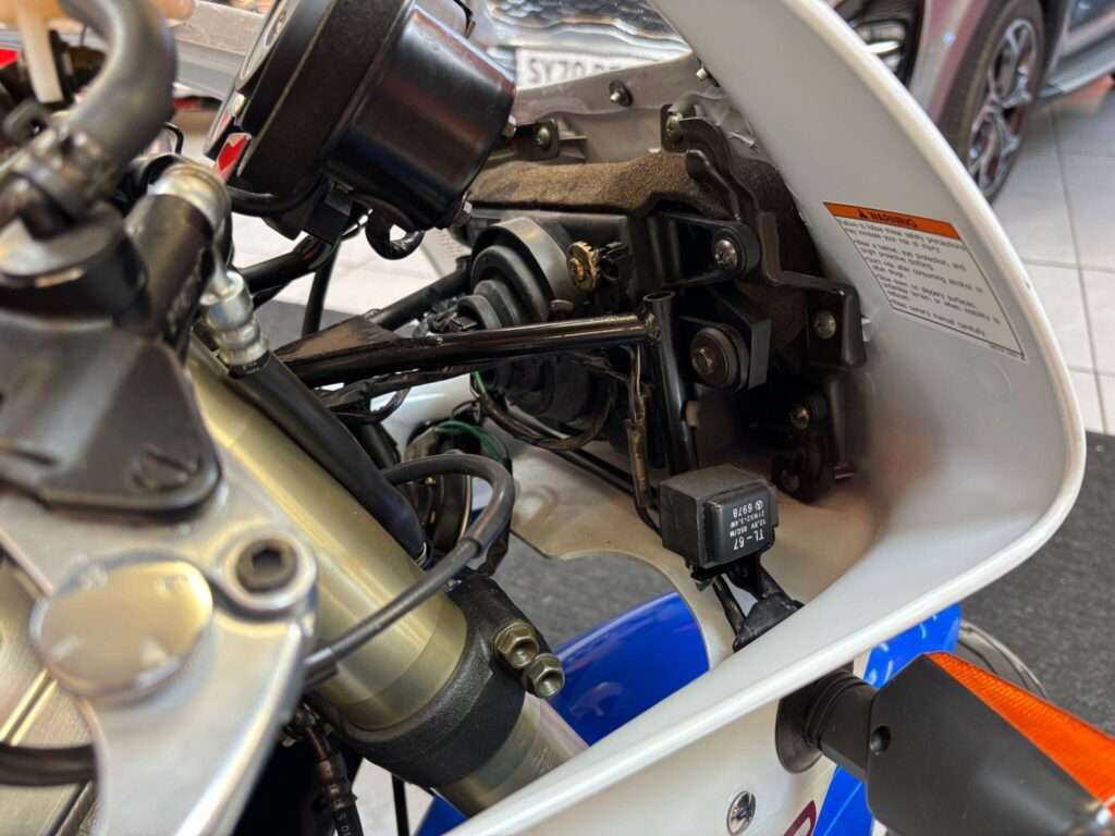 1995 Suzuki RGV250 M191WHG