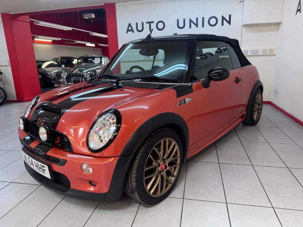 2004 MINI Convertible WL54HHF