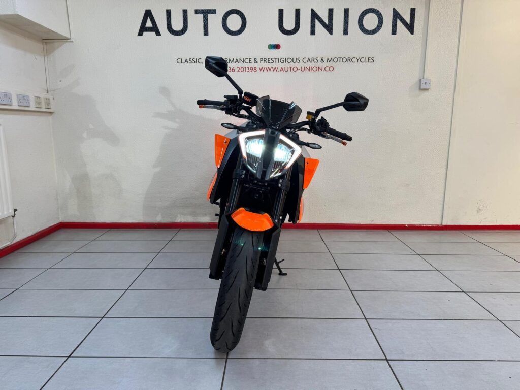 2022 KTM 1290 Super Duke R FG22KXR