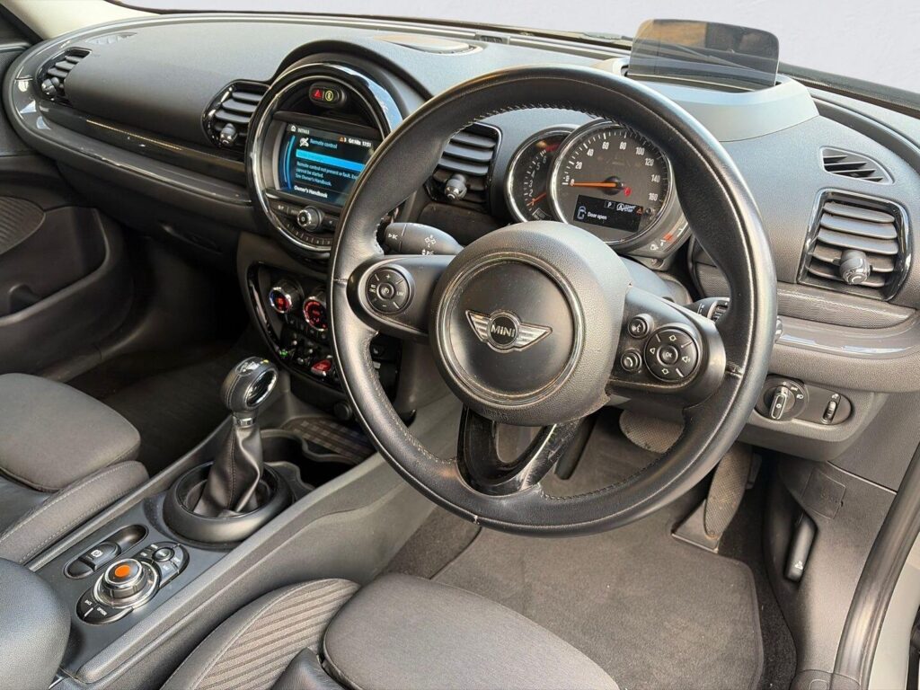 2017 MINI Clubman FT67FMV