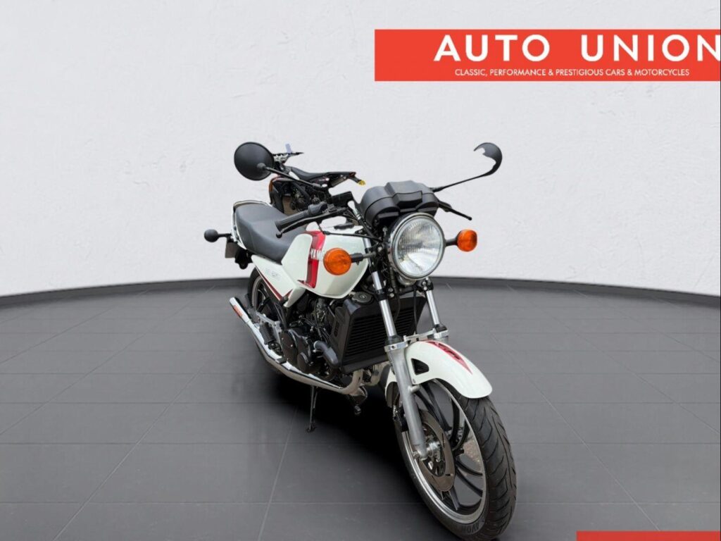 1980 Yamaha RD250 NWK732W
