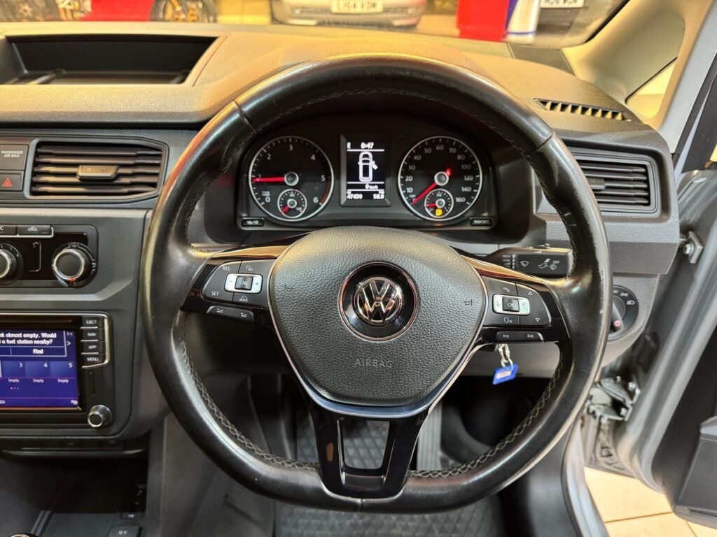 2017 Volkswagen Caddy KM67YNK